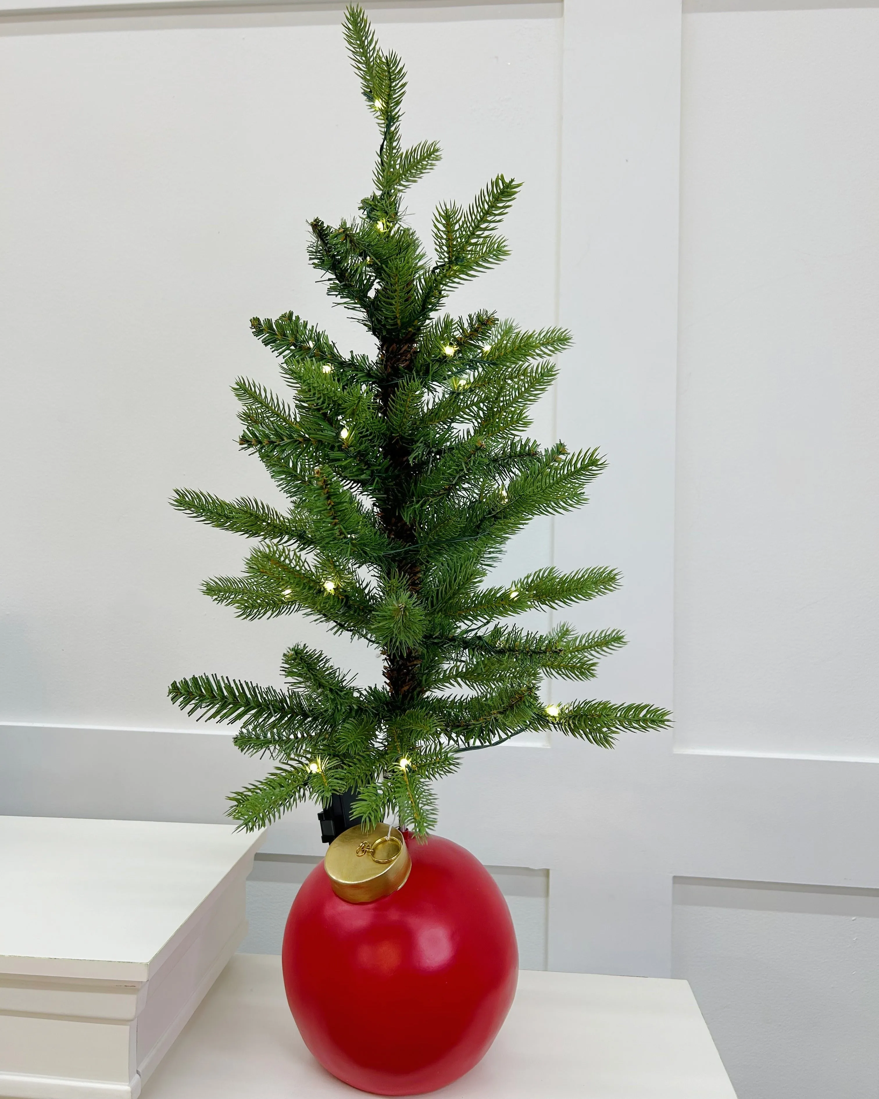 3 FT Allison Pine Pottable Tree With Red Ornament Base