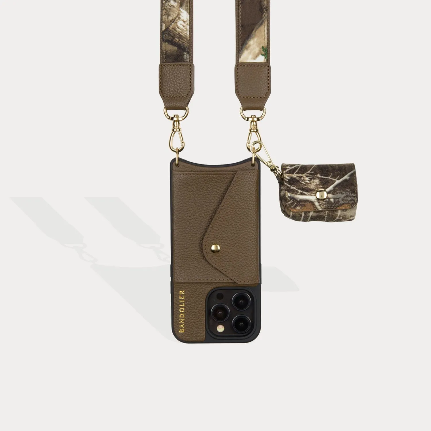 Avery AirPods Clip-On Pouch - Realtree/Gold