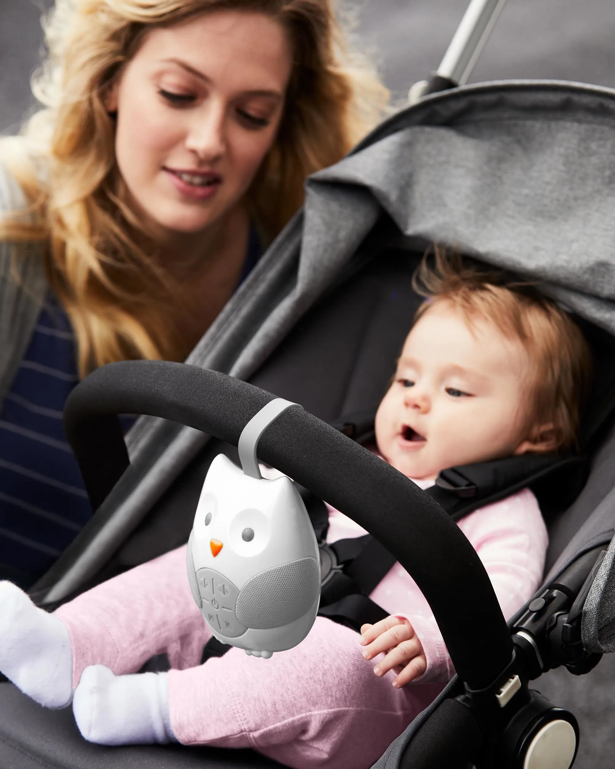 Skip Hop Stroll & Go Portable Baby Soother - Owl